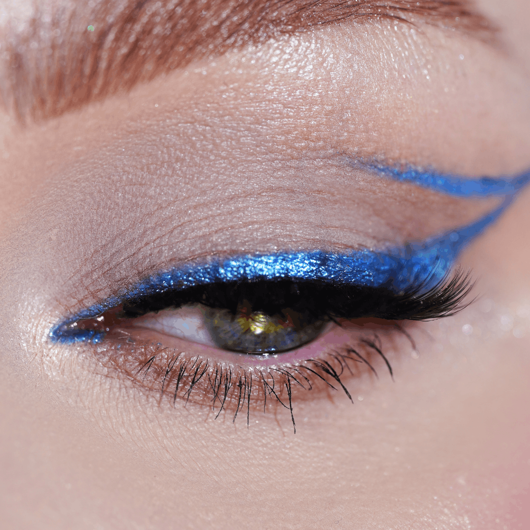 PREORDER Multichrome Eyeliner Pencil - Pearl Keeper