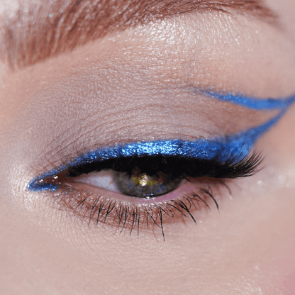PREORDER Multichrome Eyeliner Pencil - Pearl Keeper